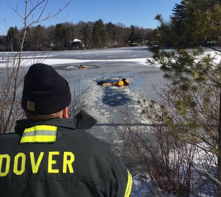 News Rescue drill in frozen lake